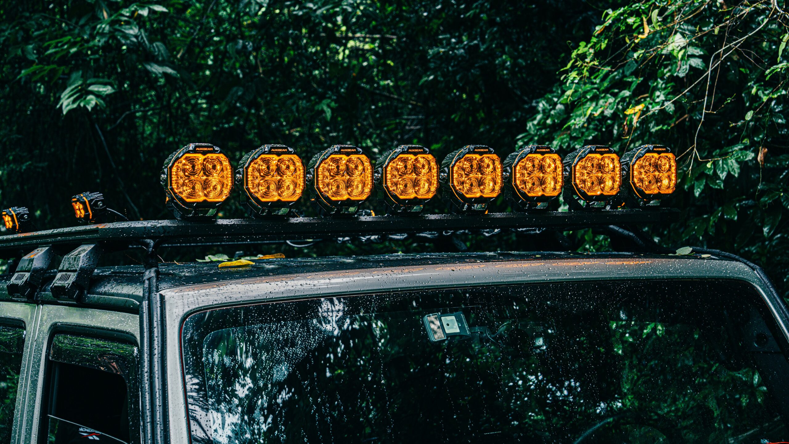 MASTER-T Series 5" Combo Beam Off-Road Lights with Dynamic Start-Up Amber Backlight - Image 3