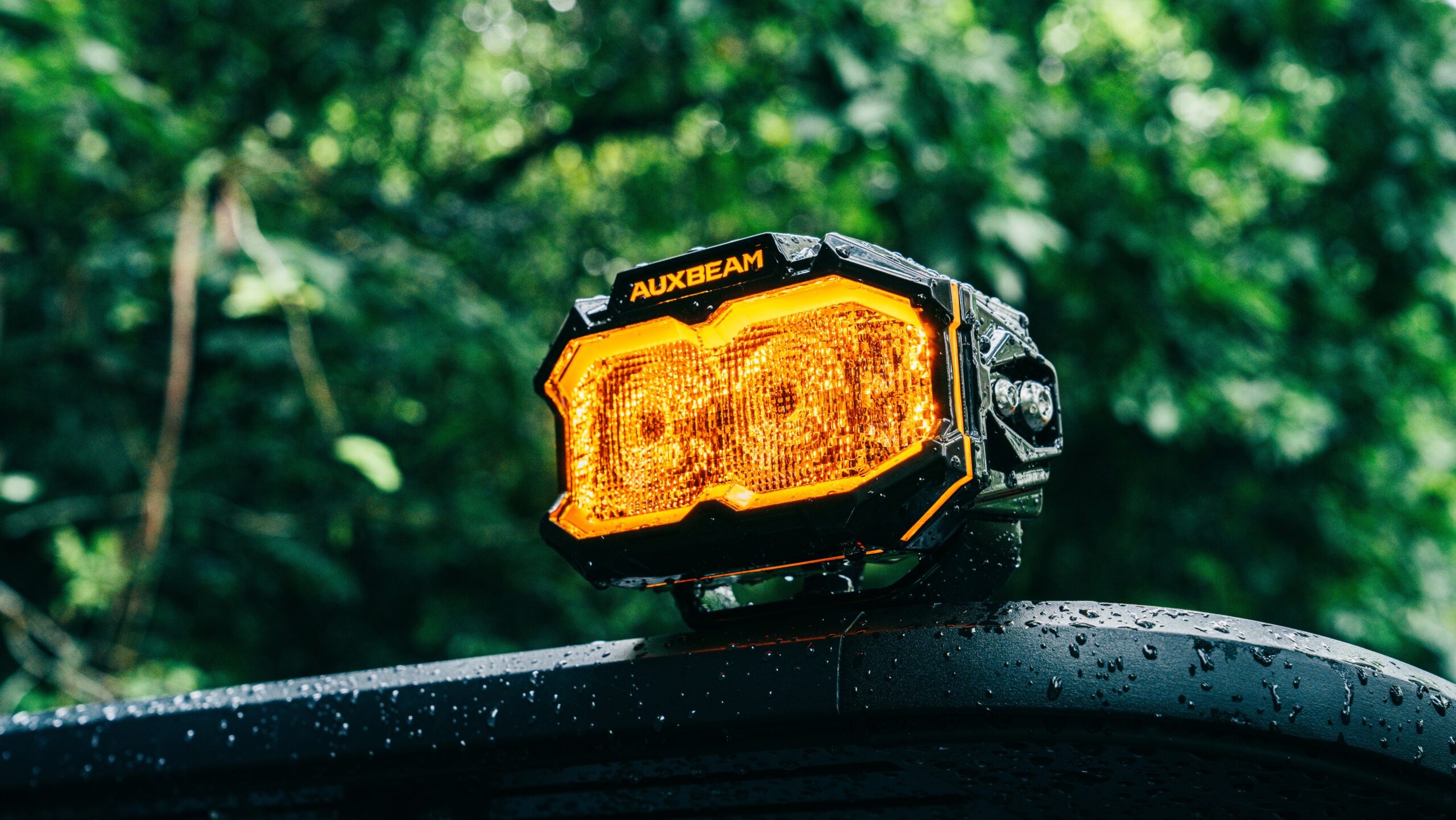 MASTER-T Series 5" Flood Beam Off-Road Lights with Dynamic Start-Up Amber Backlight — 2Pcs Pod Light / Without Black Covers - Image 2
