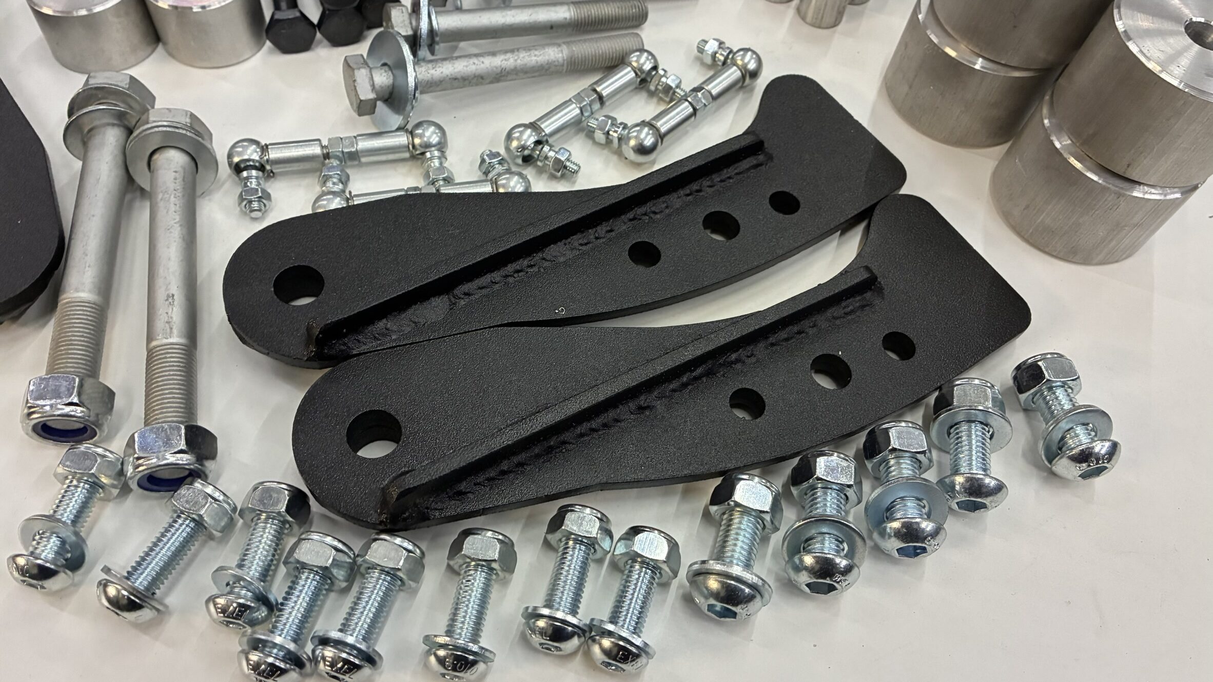 MBD4x4 4-Inch Air Suspension Lift Kit – Porsche Cayenne 955/957 - Image 3