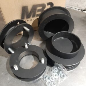 MBD4x4 50 mm lift kit for Mitsubishi Pajero 3