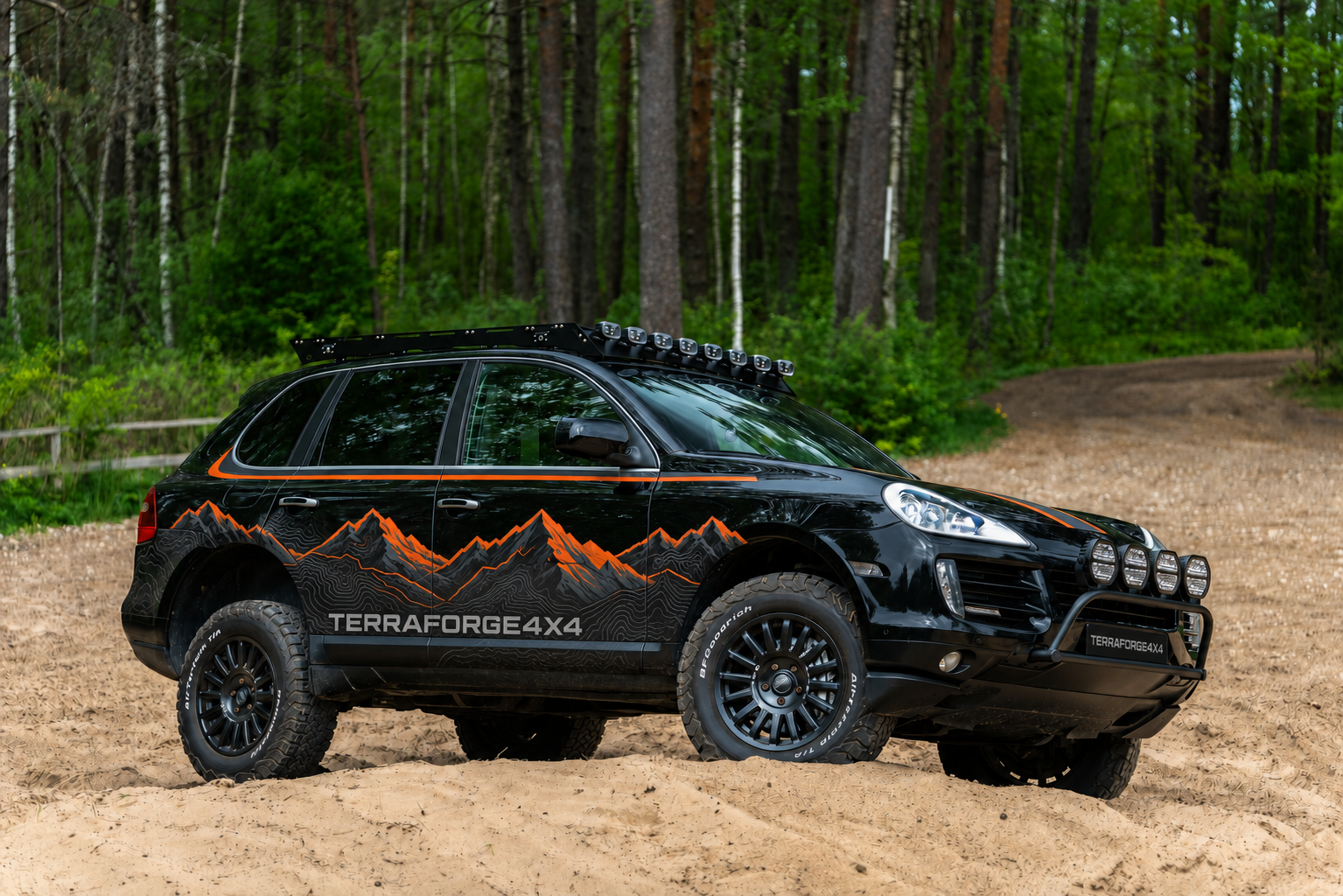 Side view of the TerraForge4x4 Cayenne mountain livery